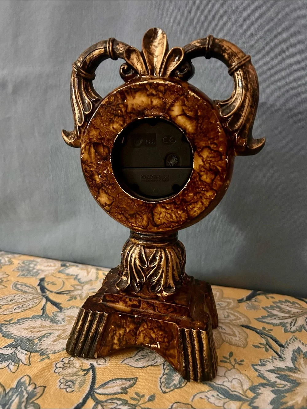 Richard Ward Winchester Vintage Display Decorative Clock